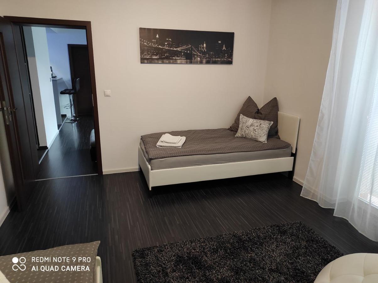 Apartman Mb Poprad Exterior foto