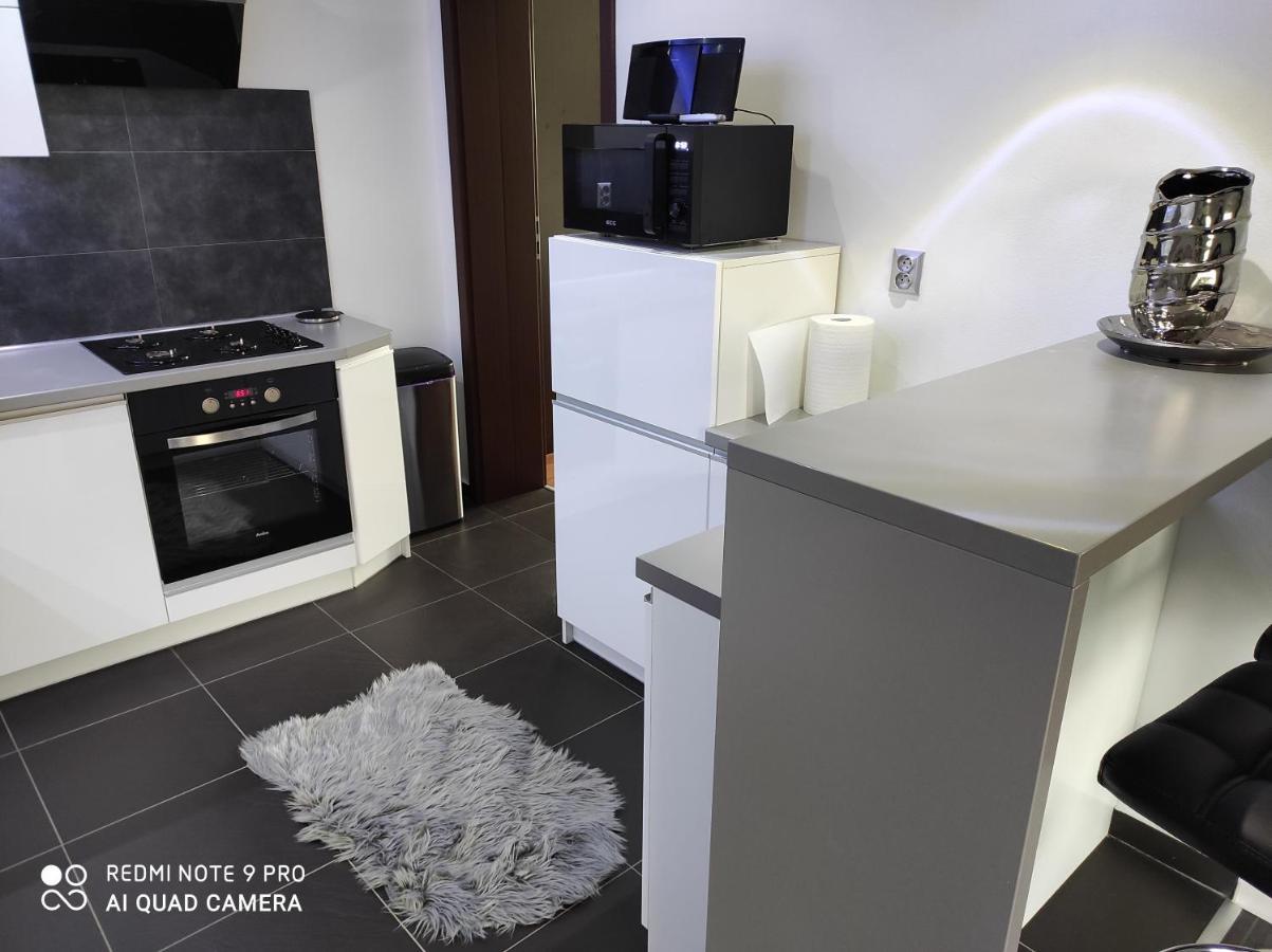 Apartman Mb Poprad Exterior foto